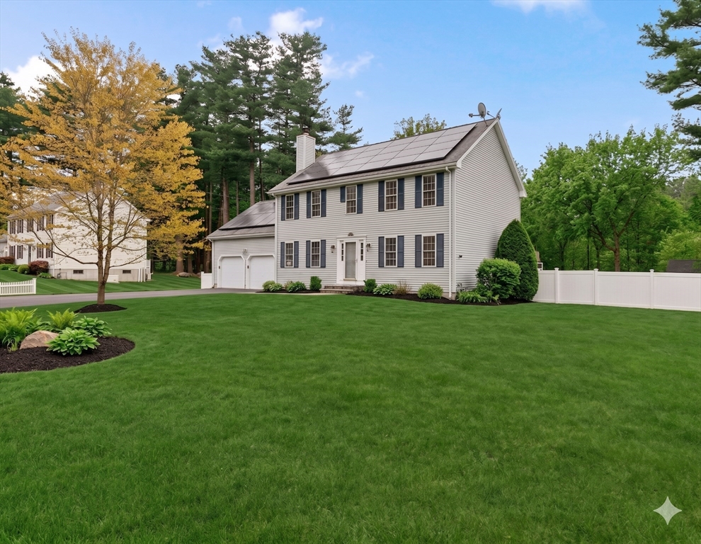 85 Pine St, Franklin, Massachusetts, 4 Bedrooms Bedrooms, 8 Rooms Rooms,3.5 BathroomsBathrooms,Residential,For Sale,Pine St,73530337