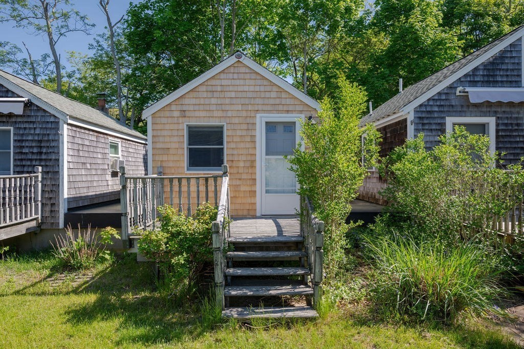 17 Shore Rd, Truro, Massachusetts, 1 Bedroom Bedrooms, 2 Rooms Rooms,1 BathroomBathrooms,Residential,For Sale,Shore Rd,73495142