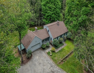 591 Kennedy Road, Northampton, Massachusetts, 3 Bedrooms Bedrooms, 9 Rooms Rooms,2 BathroomsBathrooms,Residential,For Sale,Kennedy Road,73515889