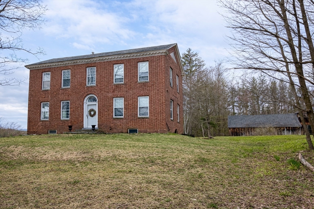 108 Colrain Shelburne Rd, Shelburne, Massachusetts, 3 Bedrooms Bedrooms, 7 Rooms Rooms,1 BathroomBathrooms,Residential,For Sale,Colrain Shelburne Rd,73497503