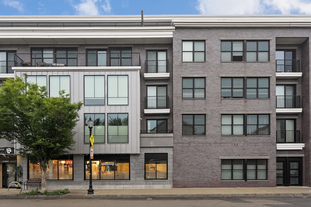 150 West Broadway, Boston, Massachusetts, 2 Bedrooms Bedrooms, 4 Rooms Rooms,2 BathroomsBathrooms,Residential Lease,For Rent,West Broadway,73544197