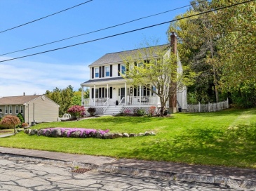 12 Rainbow Cir, Bridgewater, Massachusetts, 4 Bedrooms Bedrooms, 8 Rooms Rooms,2.5 BathroomsBathrooms,Residential,For Sale,Rainbow Cir,73517714
