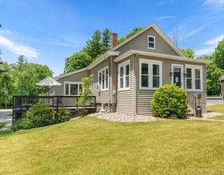 43 Lake Ave, Leicester, Massachusetts, 3 Bedrooms Bedrooms, 8 Rooms Rooms,2 BathroomsBathrooms,Residential,For Sale,Lake Ave,73537557