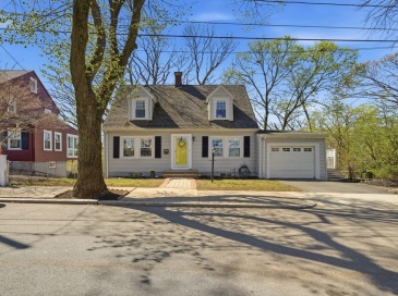 91 Hill, Malden, Massachusetts, 2 Bedrooms Bedrooms, 5 Rooms Rooms,1 BathroomBathrooms,Residential,For Sale,Hill,73505770