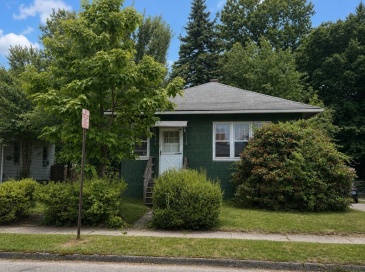 79 Thaddeus St, Chicopee, Massachusetts, 2 Bedrooms Bedrooms, 4 Rooms Rooms,1 BathroomBathrooms,Residential,For Sale,Thaddeus St,73540356 79 Thaddeus St, Chicopee, Massachusetts, 2 Bedrooms Bedrooms, 4 Rooms Rooms,1 BathroomBathrooms,Residential,For Sale,Thaddeus St,73540356