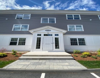 39 Saunders Street, North Andover, Massachusetts, 2 Bedrooms Bedrooms, 4 Rooms Rooms,1 BathroomBathrooms,Residential Lease,For Rent,Saunders Street,73543879