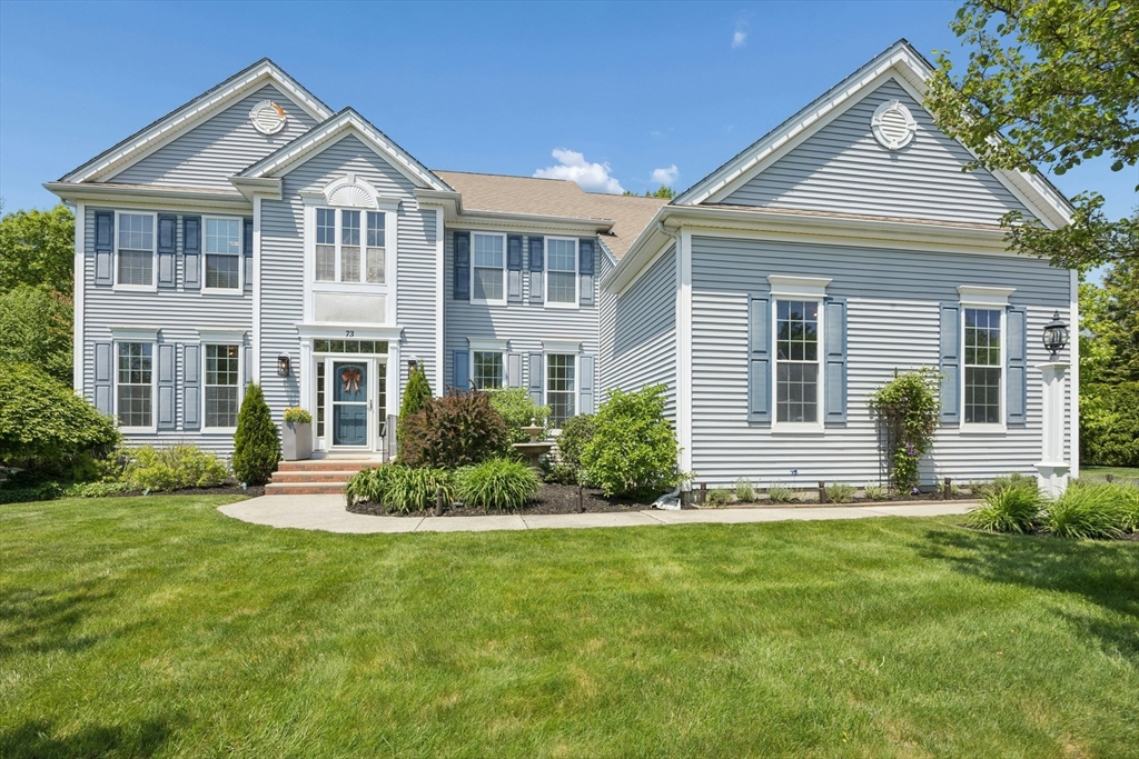73 Fairway Drive, Northbridge, Massachusetts, 4 Bedrooms Bedrooms, 9 Rooms Rooms,3.5 BathroomsBathrooms,Residential,For Sale,Fairway Drive,73521977