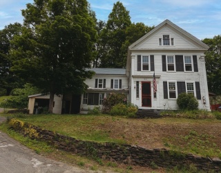 2 Cross Street, Buckland, Massachusetts, 4 Bedrooms Bedrooms, 10 Rooms Rooms,2 BathroomsBathrooms,Residential,For Sale,Cross Street,73533060