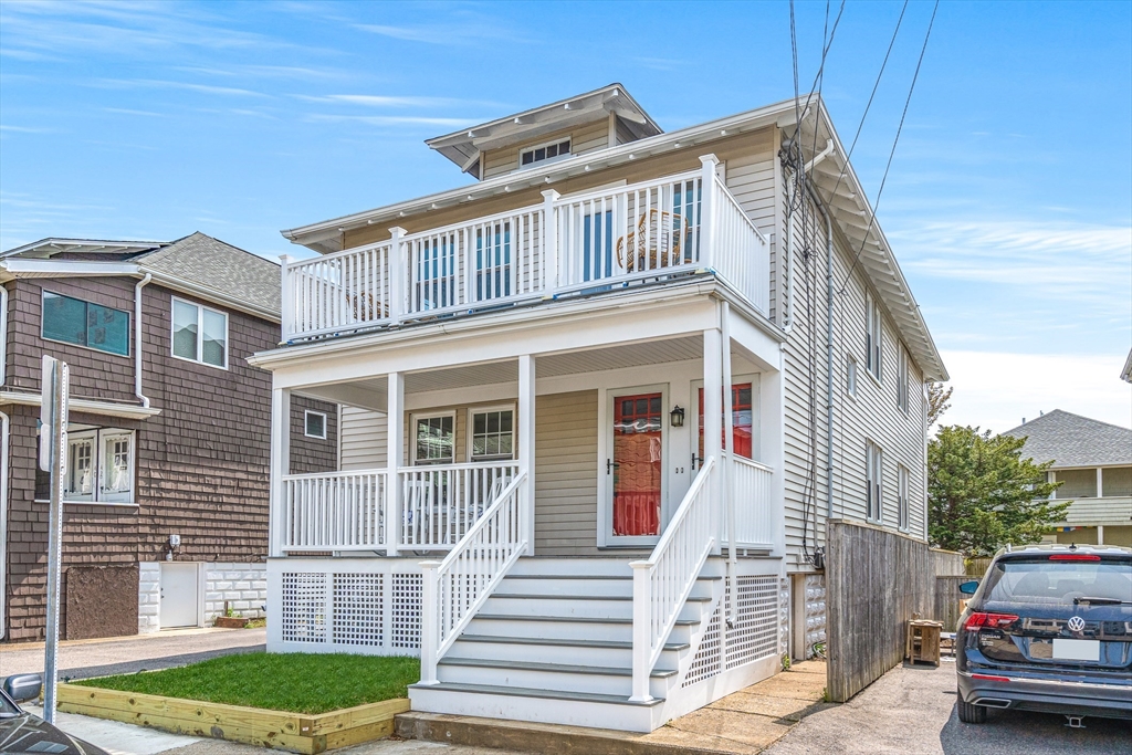 44-46 Woods Ave, Somerville, Massachusetts, 2 Bedrooms Bedrooms, 5 Rooms Rooms,1 BathroomBathrooms,Residential,For Sale,Woods Ave,73555348