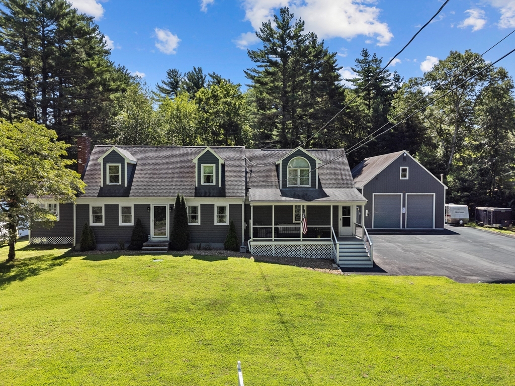 229 Tispaquin St, Middleboro, Massachusetts, 3 Bedrooms Bedrooms, 7 Rooms Rooms,2 BathroomsBathrooms,Residential,For Sale,Tispaquin St,73555359
