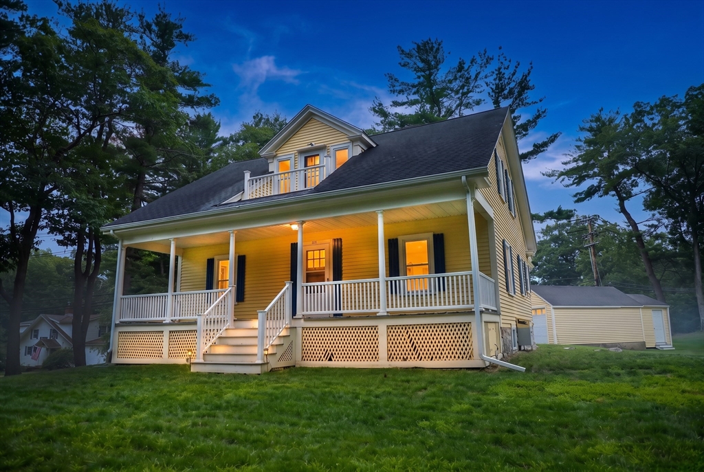 408 Park Street, North Reading, Massachusetts, 4 Bedrooms Bedrooms, 9 Rooms Rooms,3 BathroomsBathrooms,Residential,For Sale,Park Street,73555369