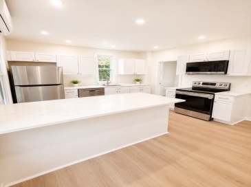 60 Bennington Street, Boston, Massachusetts, 2 Bedrooms Bedrooms, 5 Rooms Rooms,1 BathroomBathrooms,Residential Lease,For Rent,Bennington Street,73555389