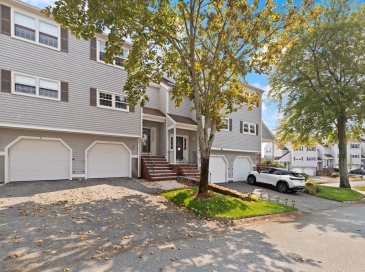 6 Countryside Lane, Salem, Massachusetts, 2 Bedrooms Bedrooms, 5 Rooms Rooms,2.5 BathroomsBathrooms,Residential,For Sale,Countryside Lane,73507589