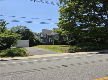 58 Stetson St, Bridgewater, Massachusetts, 4 Bedrooms Bedrooms, 8 Rooms Rooms,1 BathroomBathrooms,Residential,For Sale,Stetson St,73555398