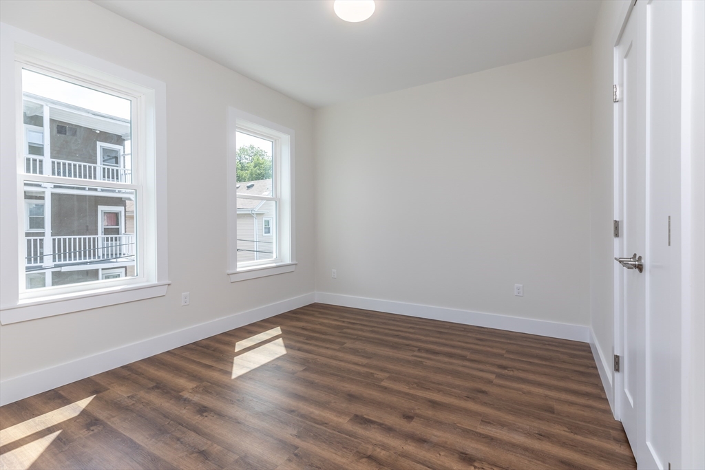 843 Columbia, Boston, Massachusetts, 3 Bedrooms Bedrooms, 4 Rooms Rooms,2 BathroomsBathrooms,Residential Lease,For Rent,Columbia,73555420