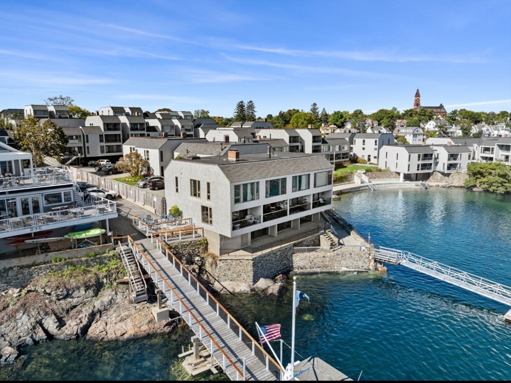 41 Wharf Patth, Marblehead, Massachusetts, 2 Bedrooms Bedrooms, 5 Rooms Rooms,1.5 BathroomsBathrooms,Residential Lease,For Rent,Wharf Patth,73555425