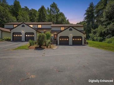 25 Centercrest Drive, Tyngsborough, Massachusetts, 2 Bedrooms Bedrooms, 4 Rooms Rooms,1.5 BathroomsBathrooms,Residential,For Sale,Centercrest Drive,73555426