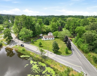 71 School St, Upton, Massachusetts, 3 Bedrooms Bedrooms, 6 Rooms Rooms,1 BathroomBathrooms,Residential,For Sale,School St,73555450
