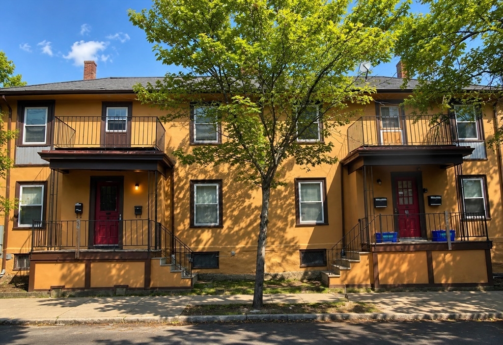 59 Dow Street, Salem, Massachusetts, 2 Bedrooms Bedrooms, 5 Rooms Rooms,1 BathroomBathrooms,Residential Lease,For Rent,Dow Street,73499895
