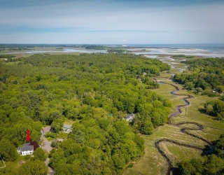 4 Great Ledge Lane, Gloucester, Massachusetts, 4 Bedrooms Bedrooms, 9 Rooms Rooms,2.5 BathroomsBathrooms,Residential,For Sale,Great Ledge Lane,73529754