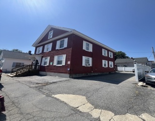 64 Fulton St, Lowell, Massachusetts, 4 Bedrooms Bedrooms, 10 Rooms Rooms,2 BathroomsBathrooms,Residential Income,For Sale,Fulton St,73555509