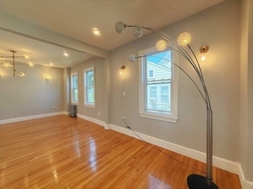 187 Liberty St, Quincy, Massachusetts, 3 Bedrooms Bedrooms, 6 Rooms Rooms,1.5 BathroomsBathrooms,Residential Lease,For Rent,Liberty St,73555551