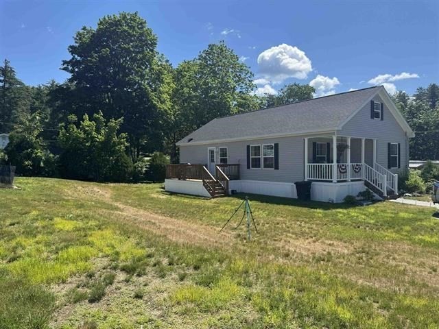 4 Manorcrest, Nashua, New Hampshire, 2 Bedrooms Bedrooms, 5 Rooms Rooms,2 BathroomsBathrooms,Residential,For Sale,Manorcrest,73555373