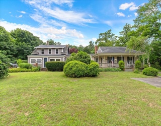 643 Main St, Harwich, Massachusetts, 6 Bedrooms Bedrooms, 11 Rooms Rooms,3 BathroomsBathrooms,Residential,For Sale,Main St,73555500