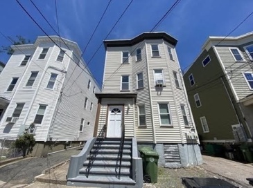 10 Berkeley St, Watertown, Massachusetts, 2 Bedrooms Bedrooms, 5 Rooms Rooms,2 BathroomsBathrooms,Residential Lease,For Rent,Berkeley St,73555523 10 Berkeley St, Watertown, Massachusetts, 2 Bedrooms Bedrooms, 5 Rooms Rooms,2 BathroomsBathrooms,Residential Lease,For Rent,Berkeley St,73555523