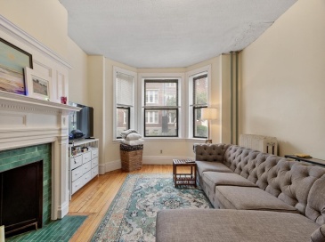 16 Glenville Ave., Boston, Massachusetts, 3 Bedrooms Bedrooms, 5 Rooms Rooms,1 BathroomBathrooms,Residential Lease,For Rent,Glenville Ave.,73545627 16 Glenville Ave., Boston, Massachusetts, 3 Bedrooms Bedrooms, 5 Rooms Rooms,1 BathroomBathrooms,Residential Lease,For Rent,Glenville Ave.,73545627