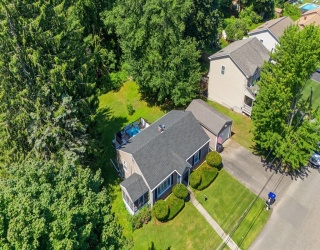 44 Desmarais Street, Cumberland, Rhode Island, 3 Bedrooms Bedrooms, 7 Rooms Rooms,1.5 BathroomsBathrooms,Residential,For Sale,Desmarais Street,73555367
