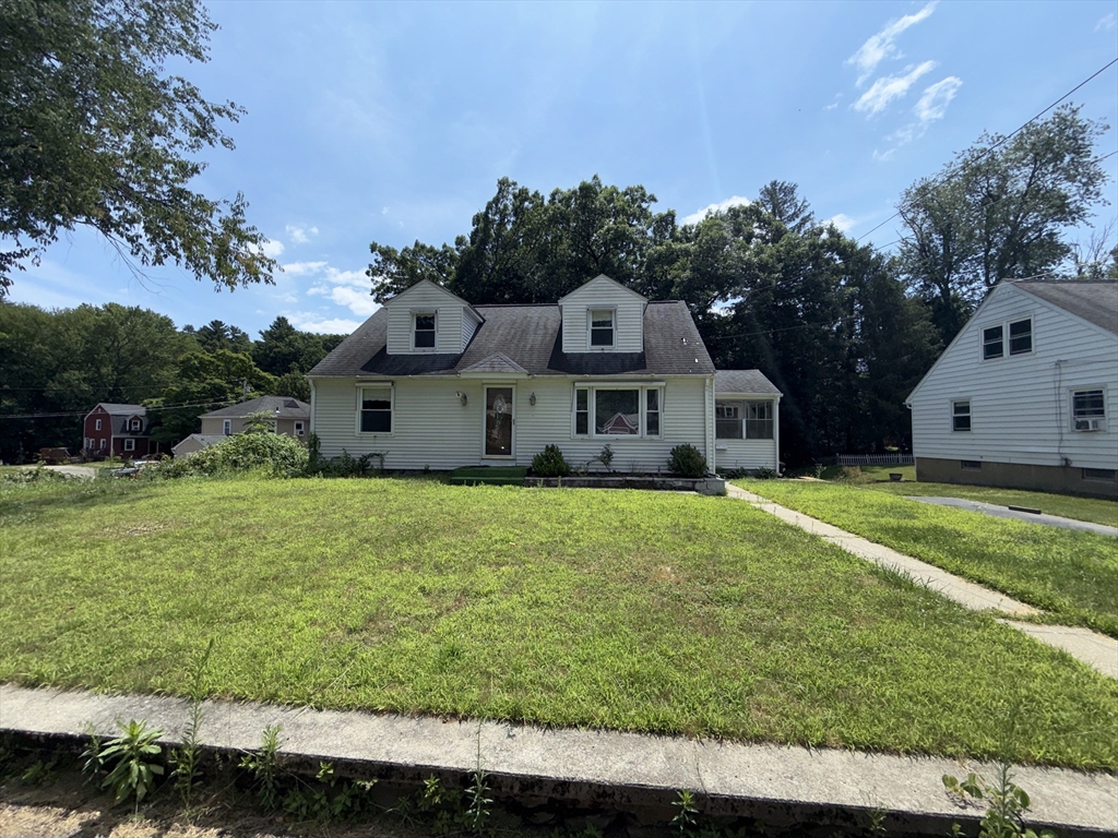 30 Brook Rd, Southbridge, Massachusetts, 4 Bedrooms Bedrooms, 6 Rooms Rooms,2 BathroomsBathrooms,Residential,For Sale,Brook Rd,73555557