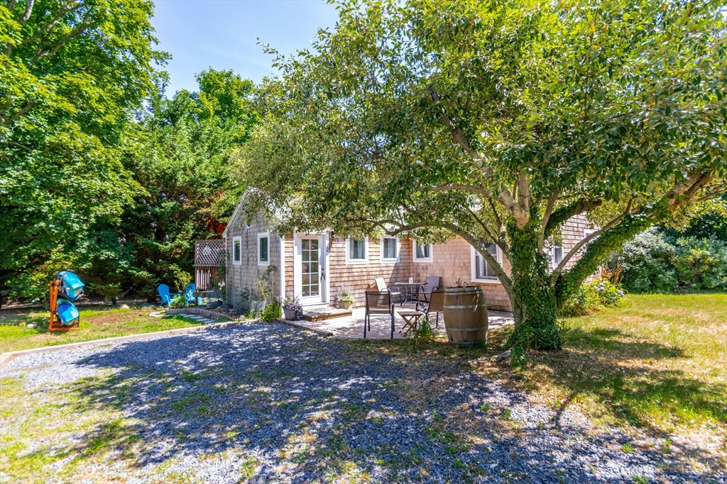 319 S Orleans Rd, Orleans, Massachusetts, 3 Bedrooms Bedrooms, 6 Rooms Rooms,1 BathroomBathrooms,Residential,For Sale,S Orleans Rd,73555563