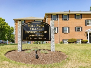 57 Sylvan St, Danvers, Massachusetts, 2 Bedrooms Bedrooms, 4 Rooms Rooms,1 BathroomBathrooms,Residential,For Sale,Sylvan St,73555482 57 Sylvan St, Danvers, Massachusetts, 2 Bedrooms Bedrooms, 4 Rooms Rooms,1 BathroomBathrooms,Residential,For Sale,Sylvan St,73555482
