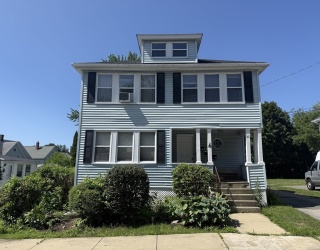 40 Gibbon Street, Marlborough, Massachusetts, 4 Bedrooms Bedrooms, 10 Rooms Rooms,3 BathroomsBathrooms,Residential Income,For Sale,Gibbon Street,73555579