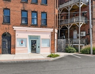 6 Davis, Webster, Massachusetts, ,Commercial Lease,For Rent,Davis,73555578