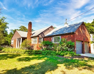24 Locust Rd, Methuen, Massachusetts, 2 Bedrooms Bedrooms, 4 Rooms Rooms,2 BathroomsBathrooms,Residential,For Sale,Locust Rd,73555587