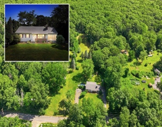 109 Providence St, Uxbridge, Massachusetts, 4 Bedrooms Bedrooms, 7 Rooms Rooms,2 BathroomsBathrooms,Residential,For Sale,Providence St,73555496