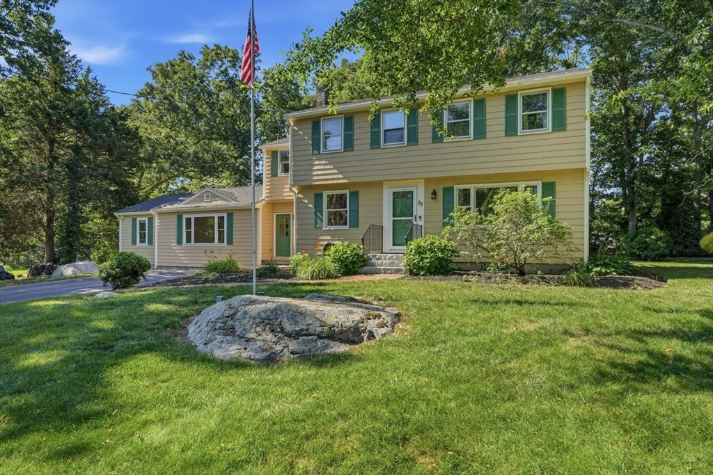 23 Acorn Street, Scituate, Massachusetts, 5 Bedrooms Bedrooms, 11 Rooms Rooms,3.5 BathroomsBathrooms,Residential,For Sale,Acorn Street,73555511
