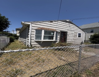 61 Taber St, New Bedford, Massachusetts, 3 Bedrooms Bedrooms, 4 Rooms Rooms,1 BathroomBathrooms,Residential,For Sale,Taber St,73555535