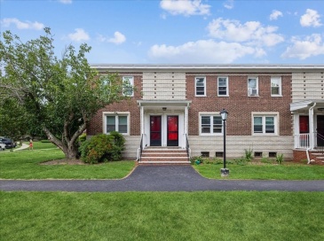 48 Newman Rd, Malden, Massachusetts, 2 Bedrooms Bedrooms, 5 Rooms Rooms,1 BathroomBathrooms,Residential,For Sale,Newman Rd,73555536 48 Newman Rd, Malden, Massachusetts, 2 Bedrooms Bedrooms, 5 Rooms Rooms,1 BathroomBathrooms,Residential,For Sale,Newman Rd,73555536