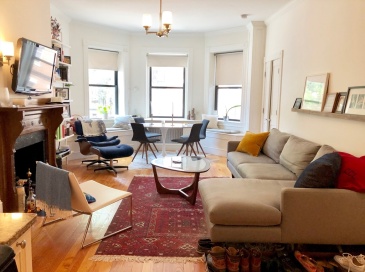 247 Newbury Street, Boston, Massachusetts, 1 Bedroom Bedrooms, 3 Rooms Rooms,1 BathroomBathrooms,Residential Lease,For Rent,Newbury Street,73555668