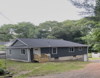 8 Robertson Dr, Shrewsbury, Massachusetts, 2 Bedrooms Bedrooms, 5 Rooms Rooms,1 BathroomBathrooms,Residential,For Sale,Robertson Dr,73555665