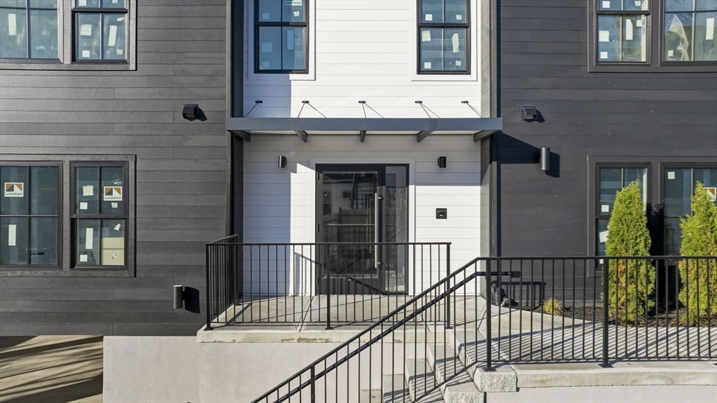 11 Boynton St., Swampscott, Massachusetts, 2 Bedrooms Bedrooms, 6 Rooms Rooms,2 BathroomsBathrooms,Residential,For Sale,Boynton St.,73555687