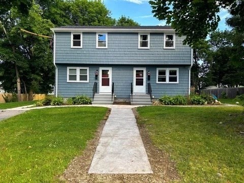 3 Pleasant Ct, Medfield, Massachusetts, 2 Bedrooms Bedrooms, 5 Rooms Rooms,1 BathroomBathrooms,Residential Lease,For Rent,Pleasant Ct,73555722
