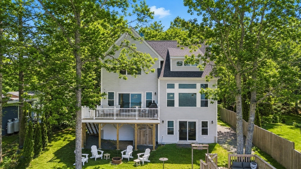 137 Sandy Beach Rd, Plymouth, Massachusetts, 2 Bedrooms Bedrooms, 7 Rooms Rooms,3 BathroomsBathrooms,Residential,For Sale,Sandy Beach Rd,73555709