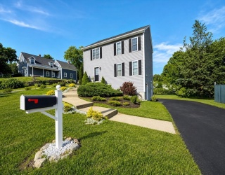24 Beach St, Milford, Massachusetts, 3 Bedrooms Bedrooms, 6 Rooms Rooms,2 BathroomsBathrooms,Residential,For Sale,Beach St,73555733