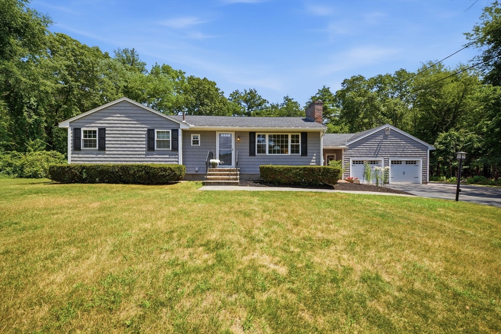 737 North St, Tewksbury, Massachusetts, 3 Bedrooms Bedrooms, 8 Rooms Rooms,2 BathroomsBathrooms,Residential,For Sale,North St,73555728
