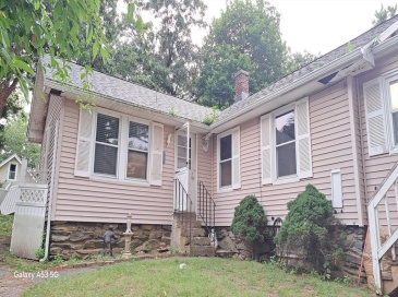 34 Passway 1, Worcester, Massachusetts, 2 Bedrooms Bedrooms, 6 Rooms Rooms,1 BathroomBathrooms,Residential,For Sale,Passway 1,73555767