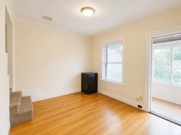 5 Parkdale Street, Somerville, Massachusetts, 2 Bedrooms Bedrooms, 3 Rooms Rooms,1 BathroomBathrooms,Residential Lease,For Rent,Parkdale Street,73555775 5 Parkdale Street, Somerville, Massachusetts, 2 Bedrooms Bedrooms, 3 Rooms Rooms,1 BathroomBathrooms,Residential Lease,For Rent,Parkdale Street,73555775